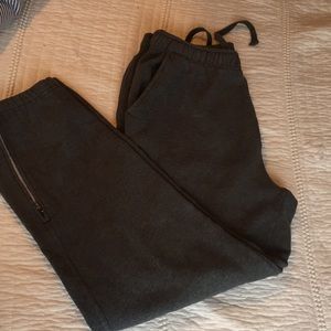 L.L. Bean men’s sweatpants